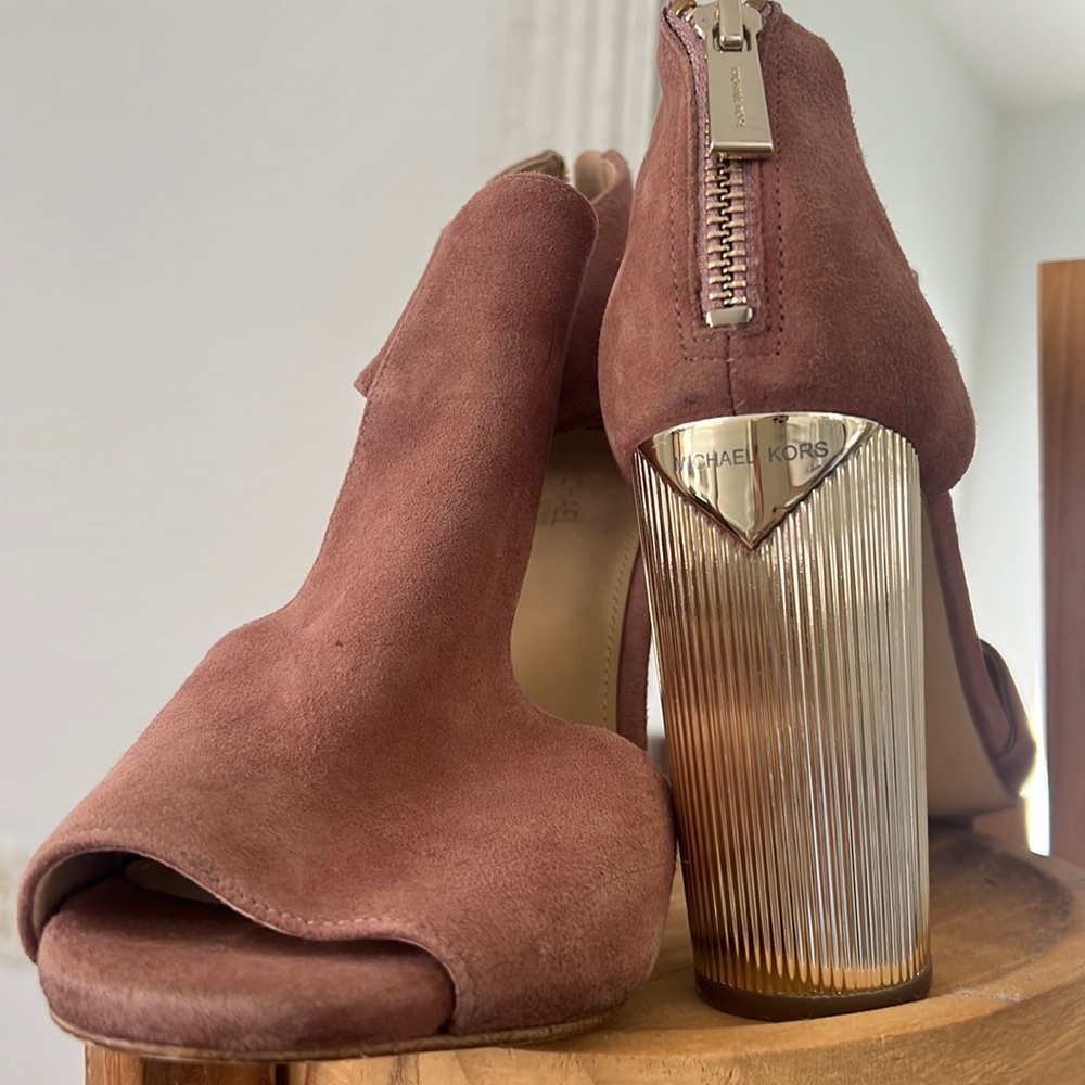 Mauve suede Michael kors shoes